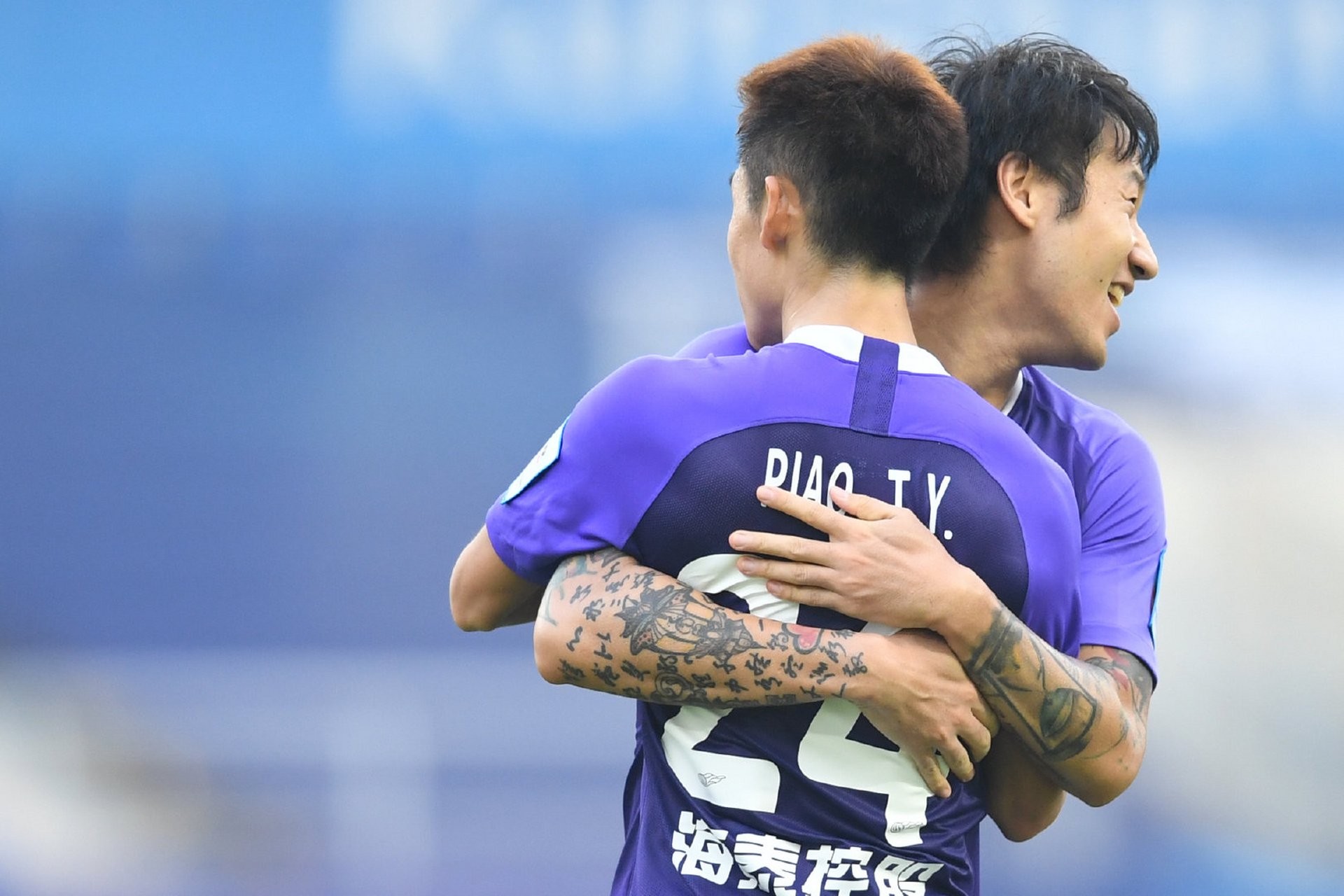 天津泰达队主场比赛中获得重要胜利 天津泰达队主场比赛中获得重要胜利