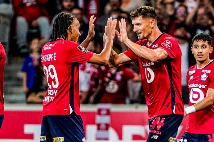 里尔客场取胜,法甲前四席位坐稳 里尔客场取胜,法甲前四席位坐稳