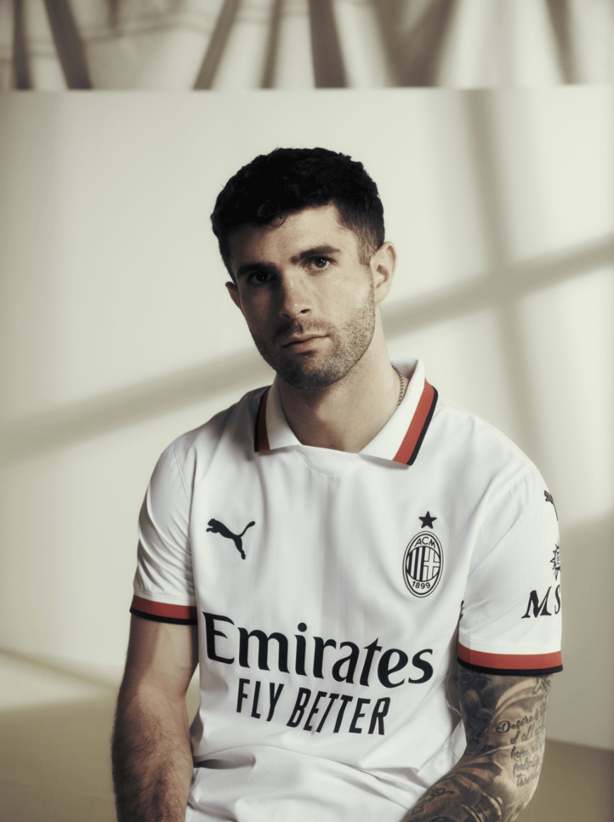 AC米兰球员在训练中展现出色发挥的简单介绍 AC米兰球员在训练中展现出色发挥的简单介绍