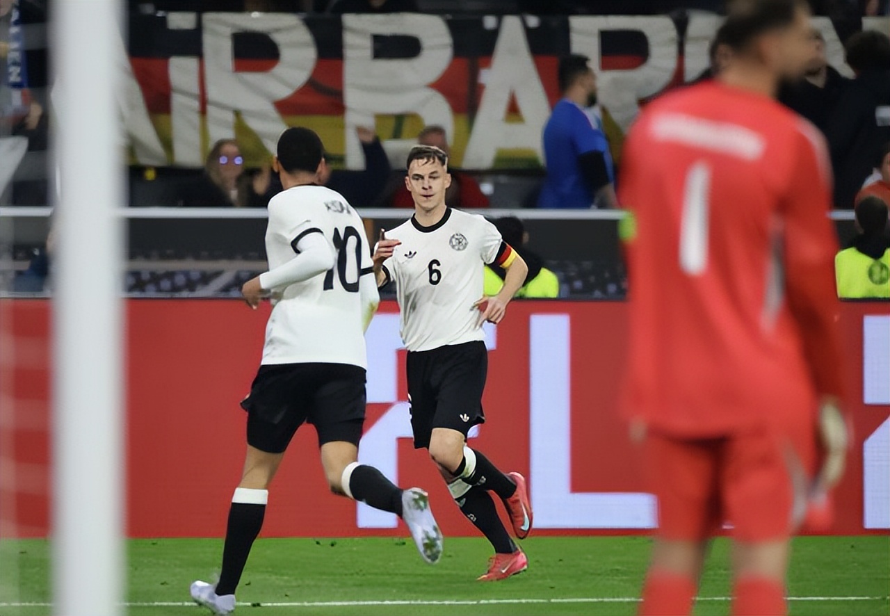 关于东欧球队惊险晋级,力争进军亚洲赛场决赛的信息 关于东欧球队惊险晋级,力争进军亚洲赛场决赛的信息