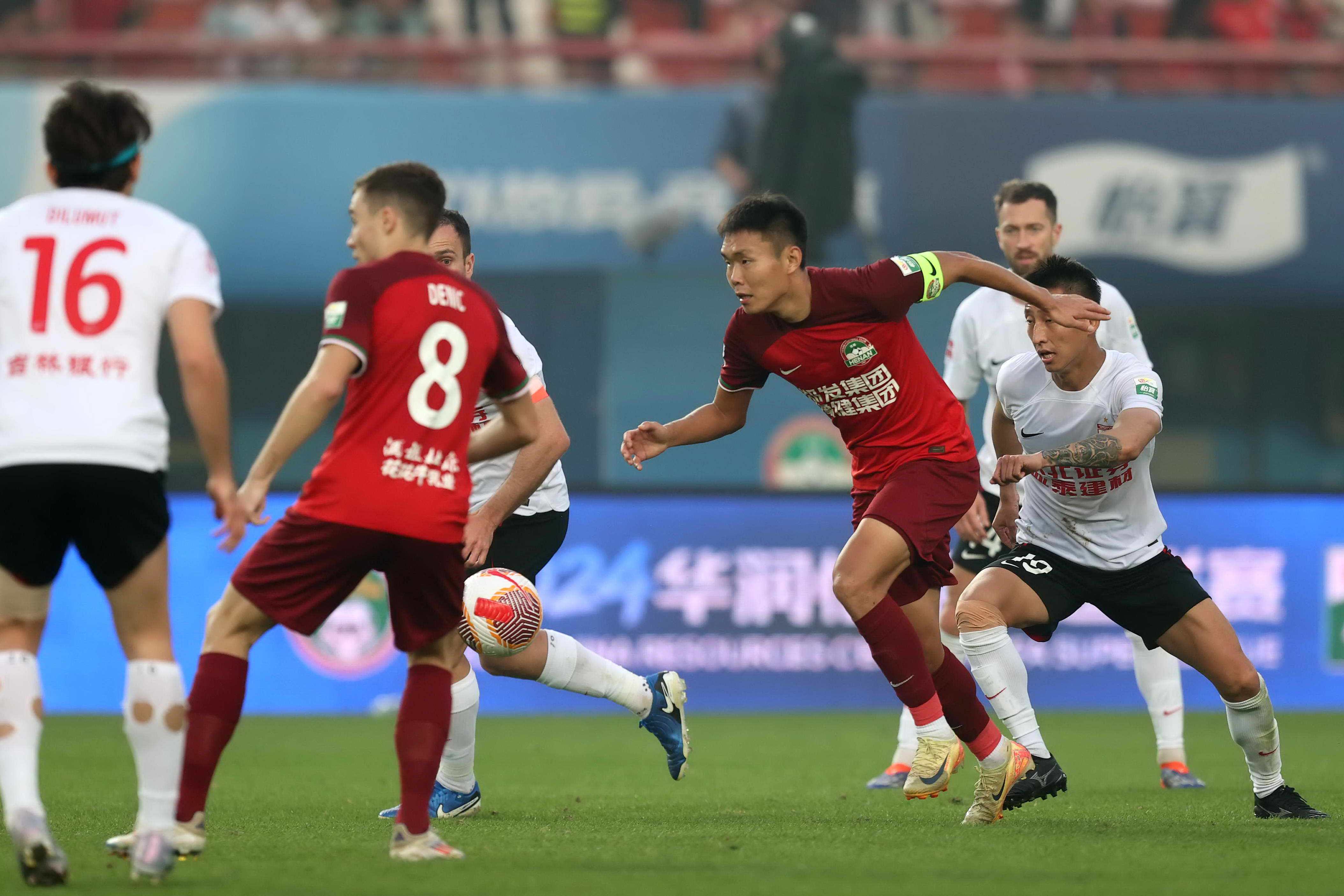 中超联赛球员被挖角加盟葡萄牙超级联赛的简单介绍 中超联赛球员被挖角加盟葡萄牙超级联赛的简单介绍