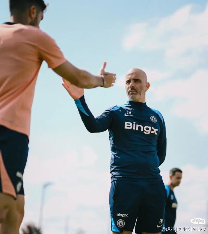 开云体育中国-防守稳固的曼联备战比赛，积极备战