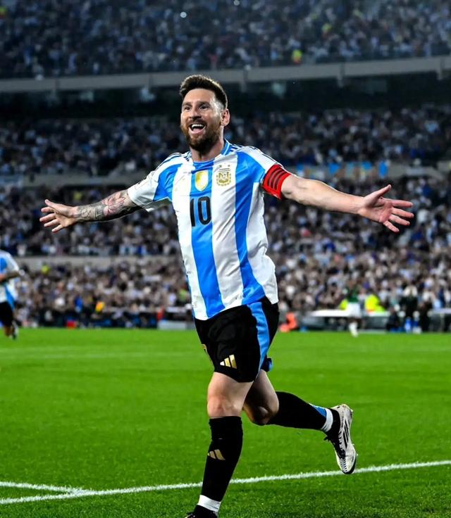 开云体育在线-世界级球员的精彩表现吸引众多关注的简单介绍