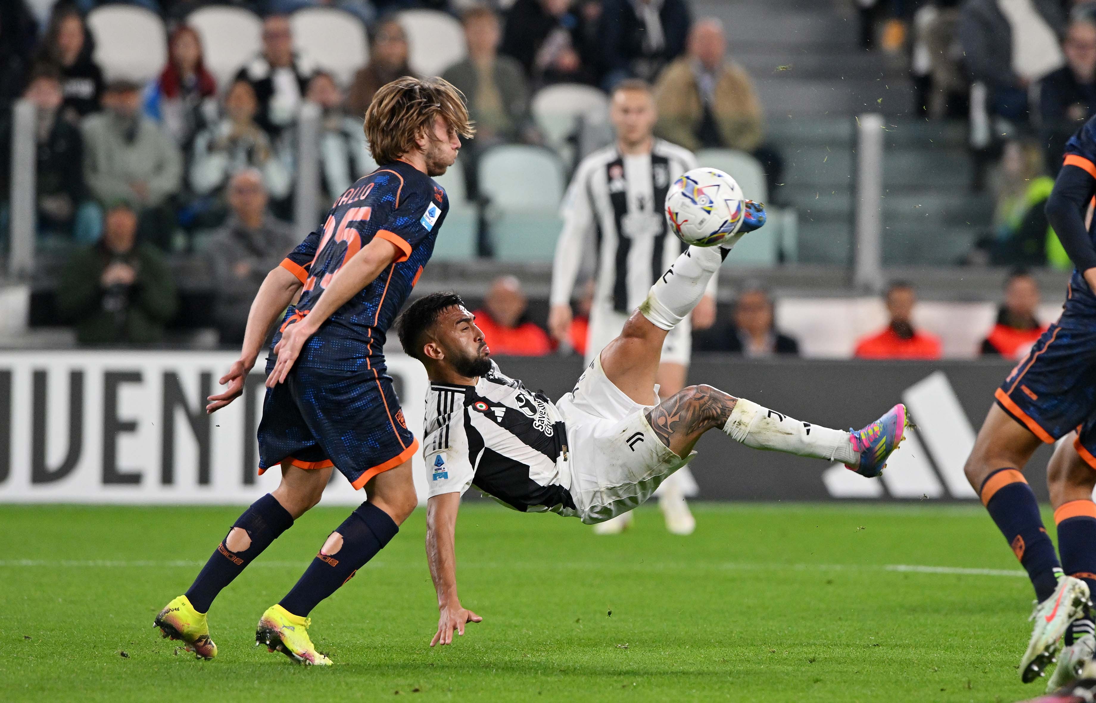 开云体育平台APP-切尔西队新战术曝光，备战尤文图斯