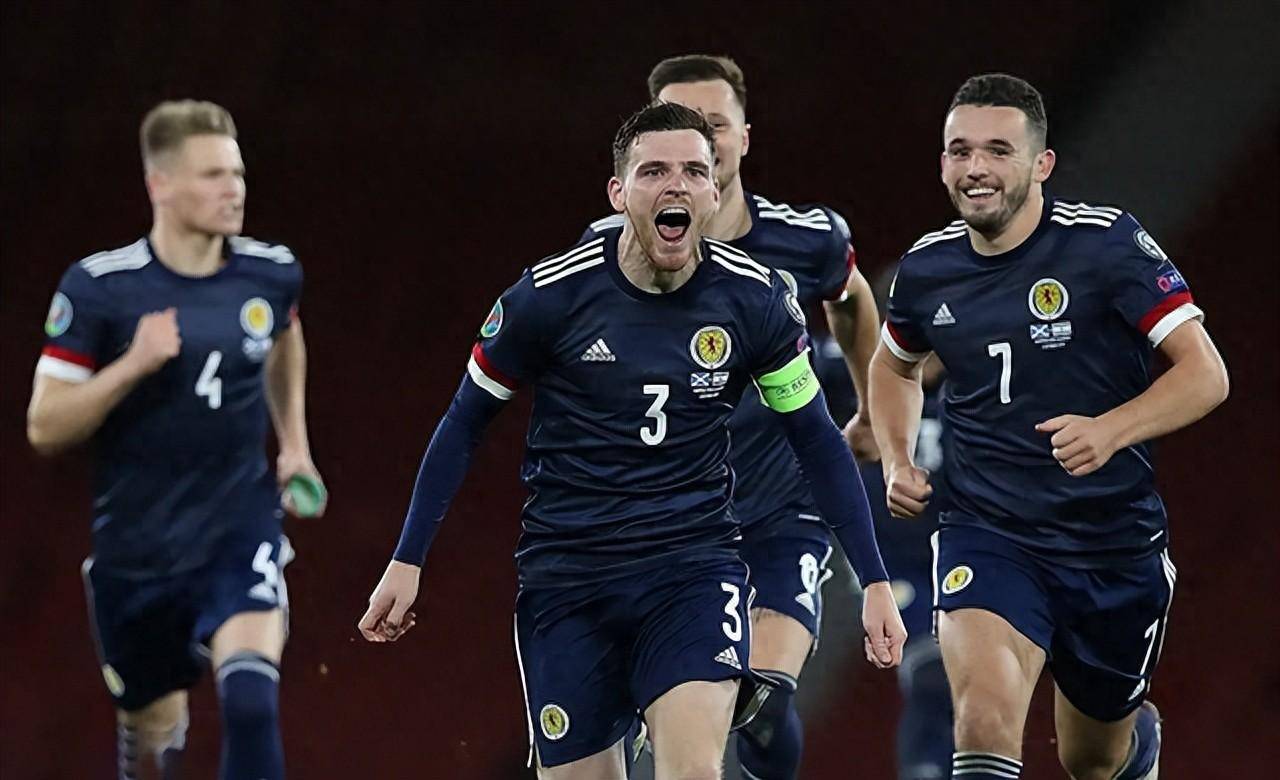 开云下载-波兰队在欧洲国家杯中连胜跻身强队