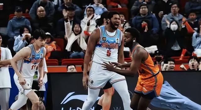 福建对战辽宁,比赛悬念重重 福建对战辽宁,比赛悬念重重