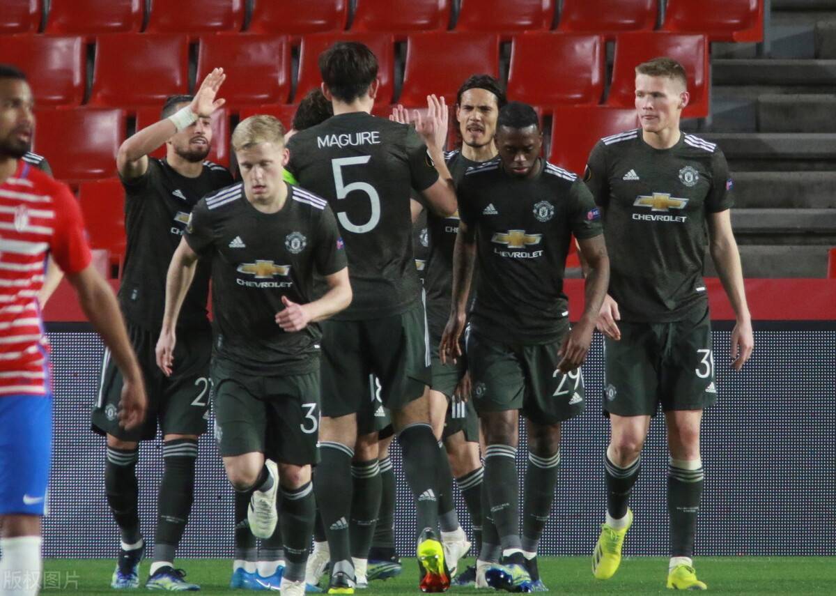 开云体育平台APP-格拉纳达防线出现漏洞，连续失球