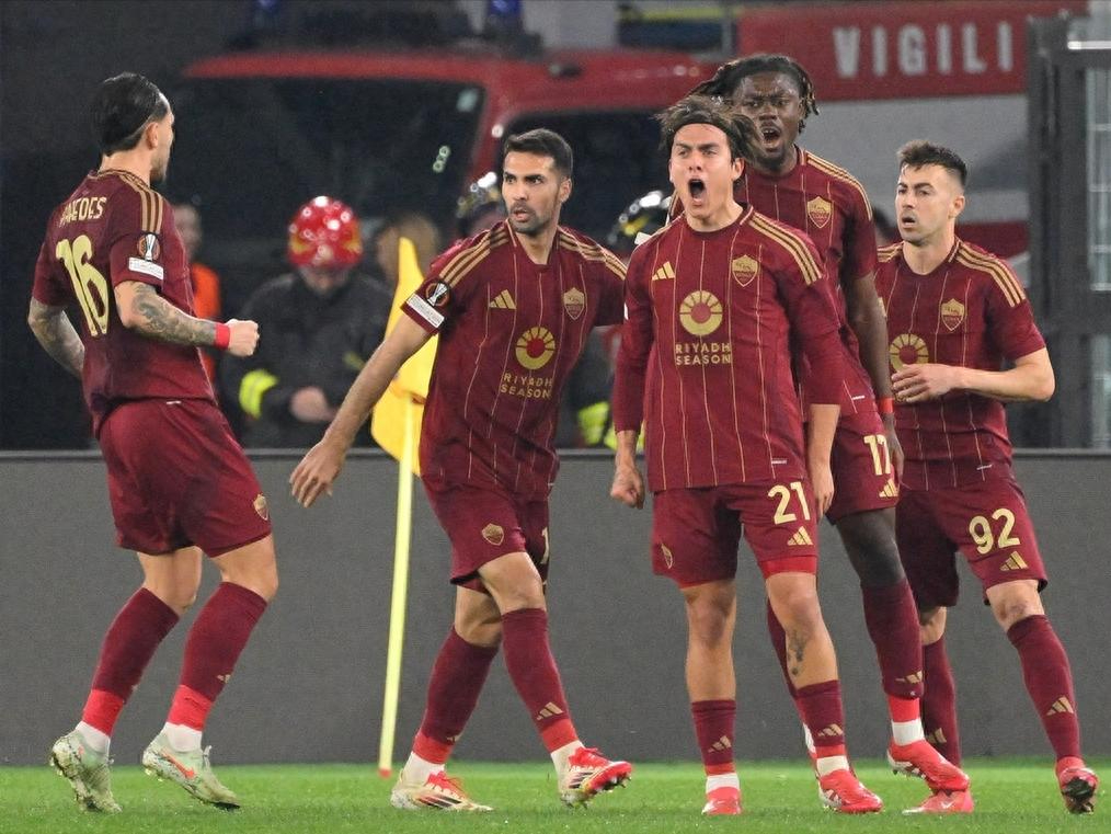 开云体育登录-欧预赛决赛胜利之战，球队恢复巅峰状态