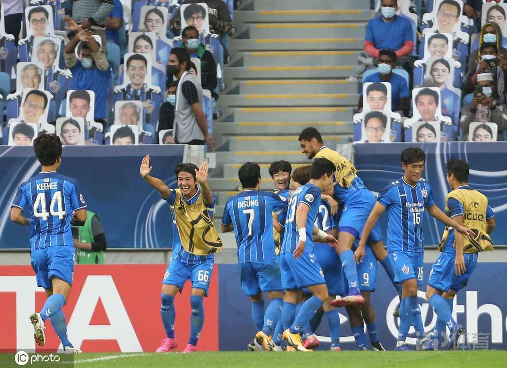 开云平台-卡塔尔多哈阿尔萨德队员表现抢眼