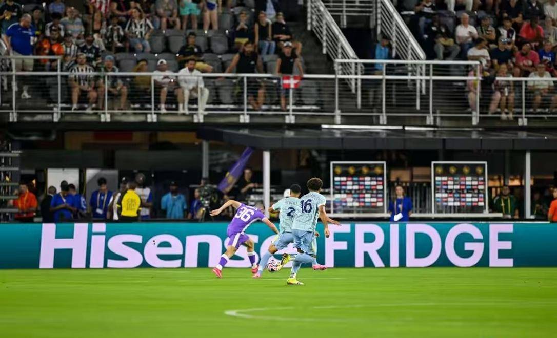 开云体育-客场战神：马赛对阵昂热，必将激发球迷热情