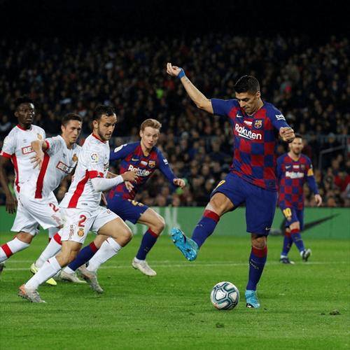 巴塞罗那球队积极备战下一轮比赛决战 巴塞罗那球队积极备战下一轮比赛决战