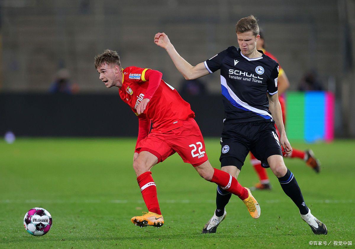 沙尔克04击败RB莱比锡,豪取三分 沙尔克04击败RB莱比锡,豪取三分