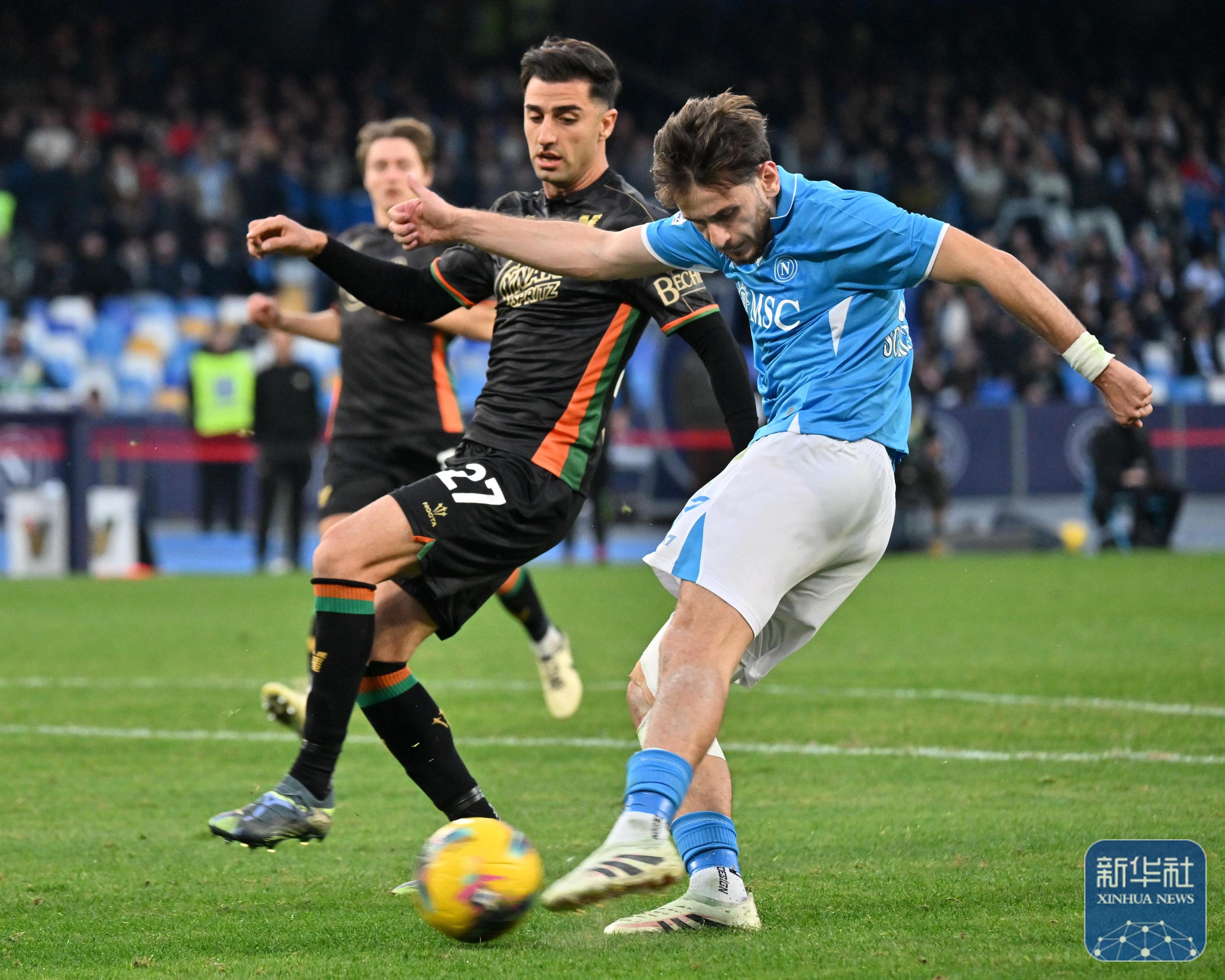 那不勒斯客场-大胜佛罗伦萨,稳居前四的简单介绍 那不勒斯客场-大胜佛罗伦萨,稳居前四的简单介绍