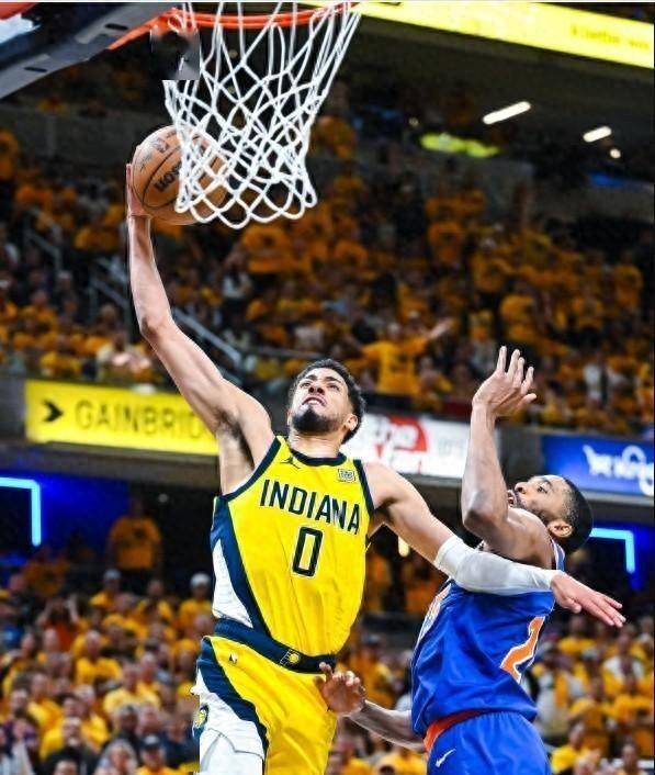 开云体育入口-步行者客场连胜达四场，东部赛区争抢前八席位