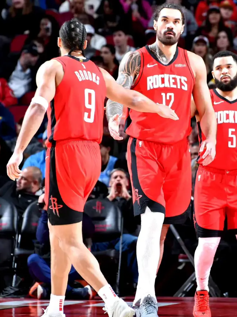 火箭队主场高分战胜对手,豪言夺冠的简单介绍 火箭队主场高分战胜对手,豪言夺冠的简单介绍