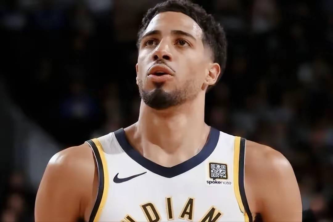 包含步行者主场不敌篮网，踏入败局的词条