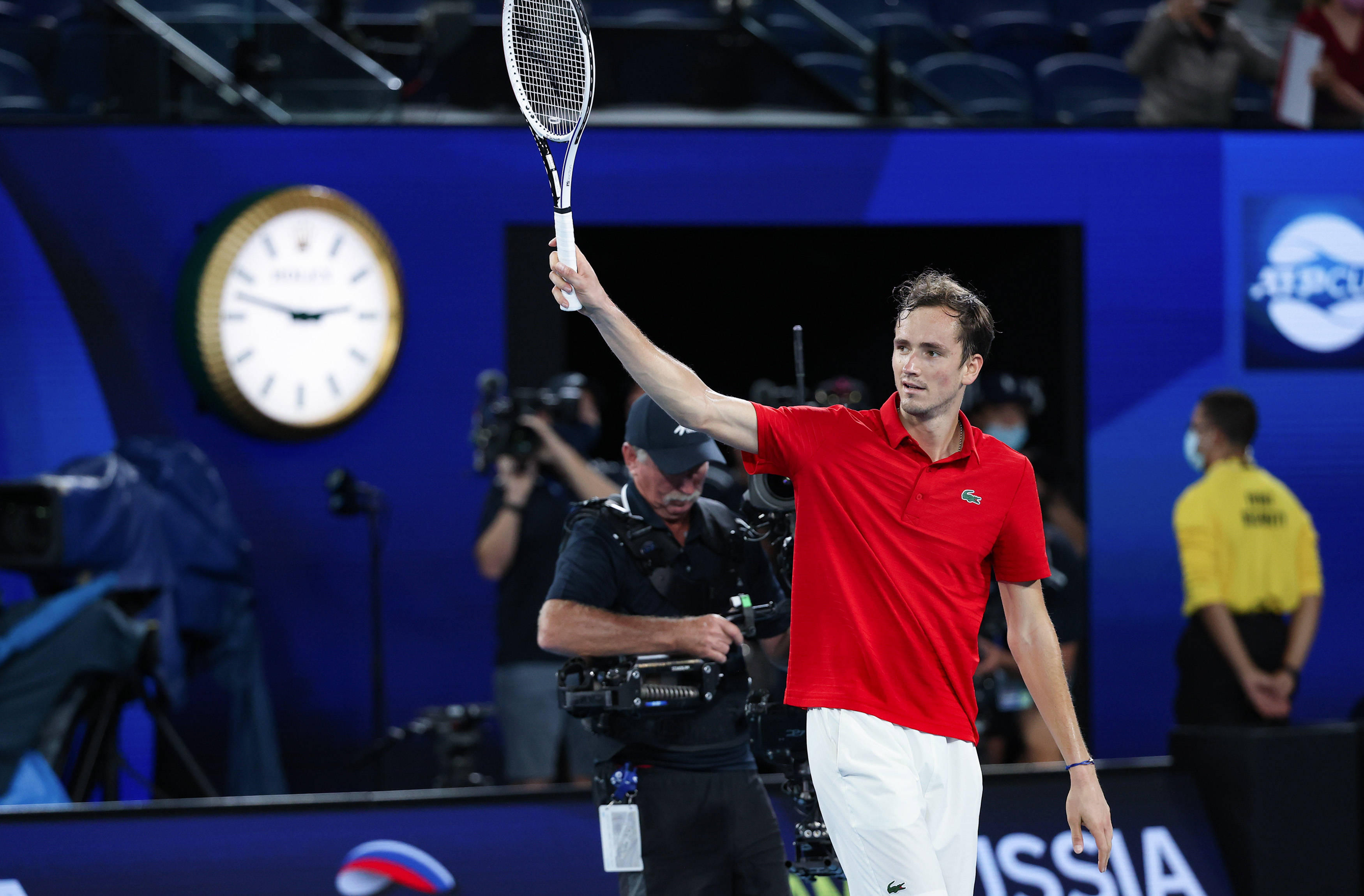 ATP总决赛翻盘戴维斯杯,梅德韦杰夫关键制胜的简单介绍 ATP总决赛翻盘戴维斯杯,梅德韦杰夫关键制胜的简单介绍