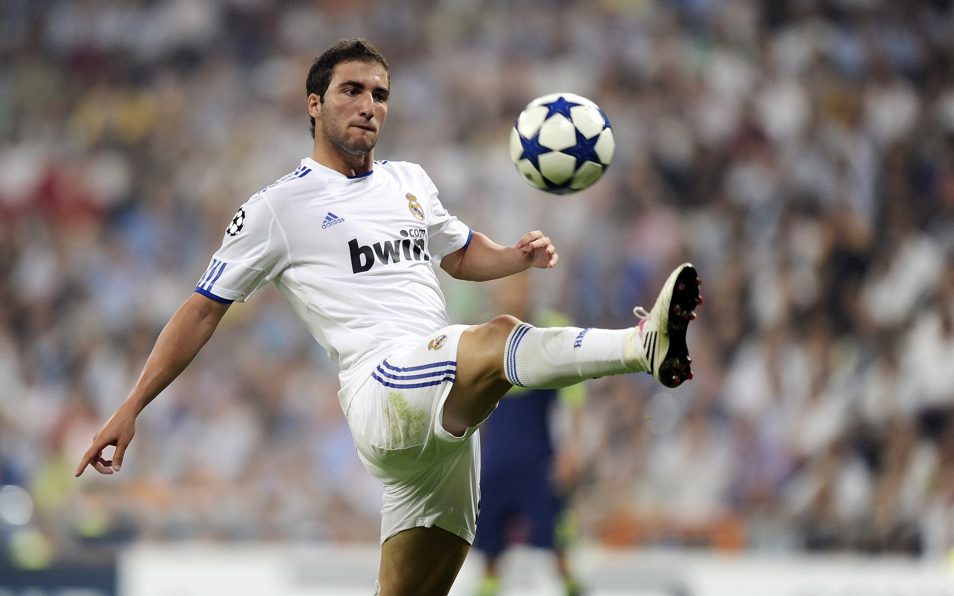 开云体育下载-浓眉终局，那个让对手信仰崩塌的夜晚